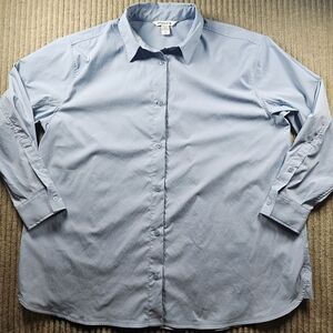 Light Blue Men's Button-Up Shirt